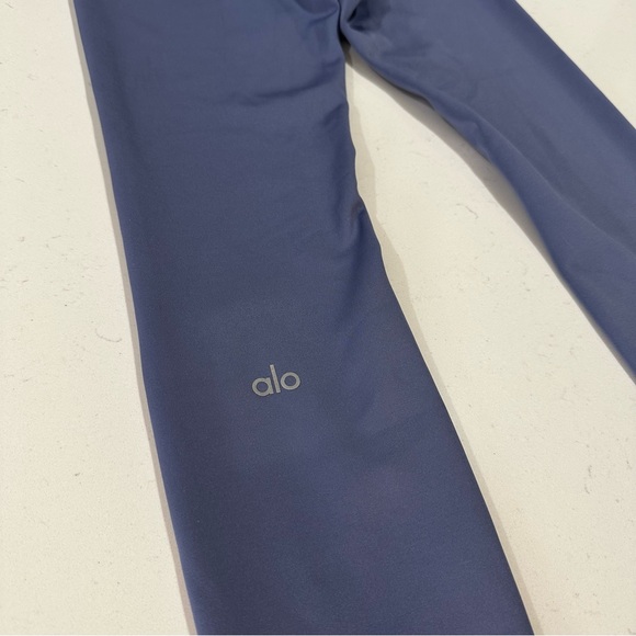 ALO Yoga Airbrush Leggings - Size S - Picture 6 of 10